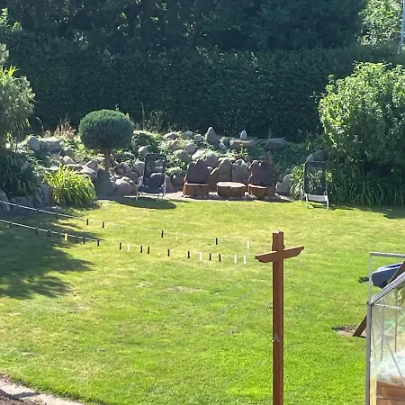 Tag I Hyggelig Landsby Pa Stevns *